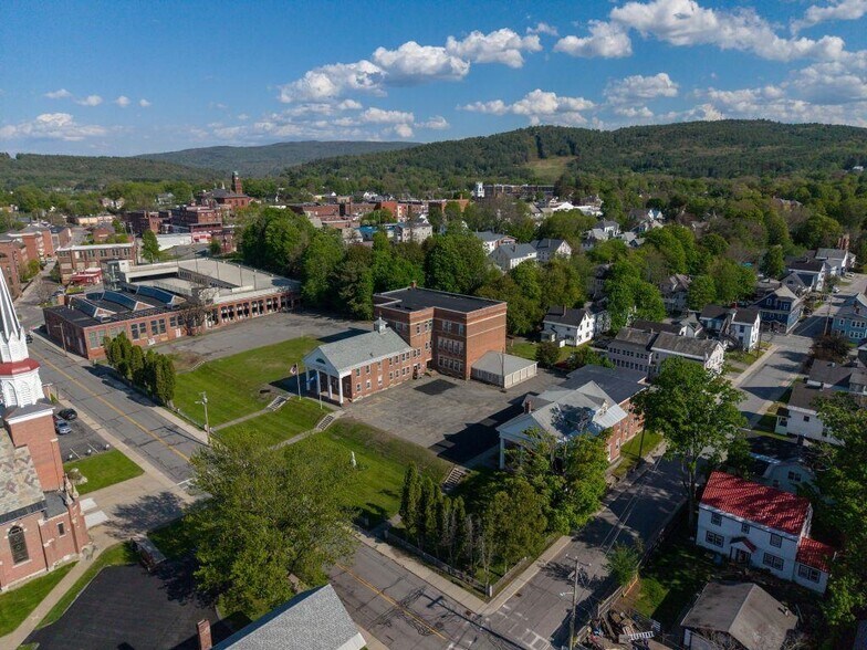 More Photos Of 16 Central st, Claremont Specialty For Sale