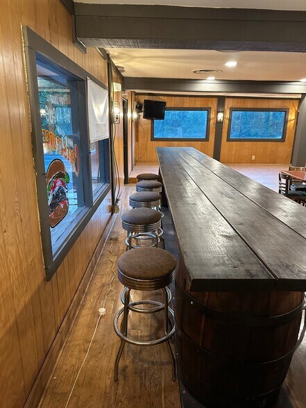 More Photos Of 3746 Mount Pleasant Rd, Sherrills Ford Restaurant For Sale