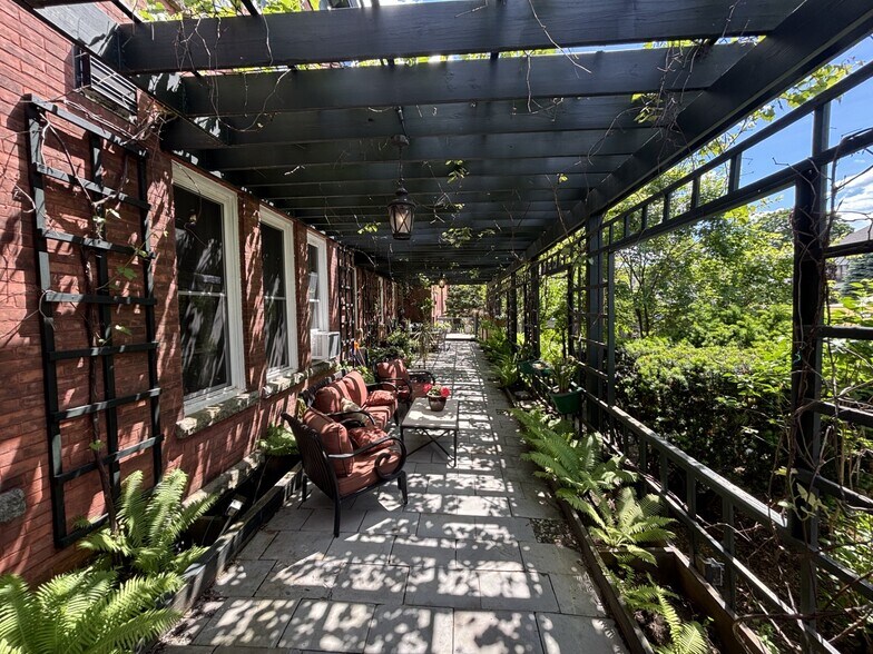 More Photos Of 72 Union Ave, Saratoga Springs Apartments For Sale