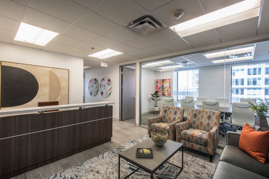 More Photos Of 101 N 1st Ave, Phoenix Office For Lease