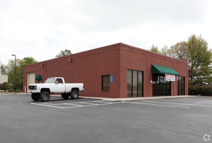 More Photos Of 2295 Skelton Rd, Gainesville Unknown For Lease