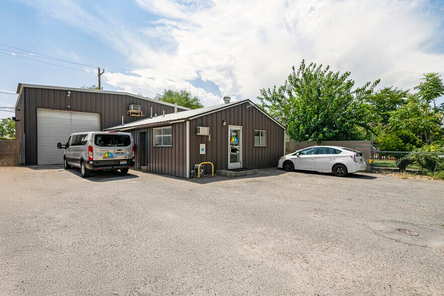 More Photos Of 971 Margaret Ave, Salt Lake City Service For Sale