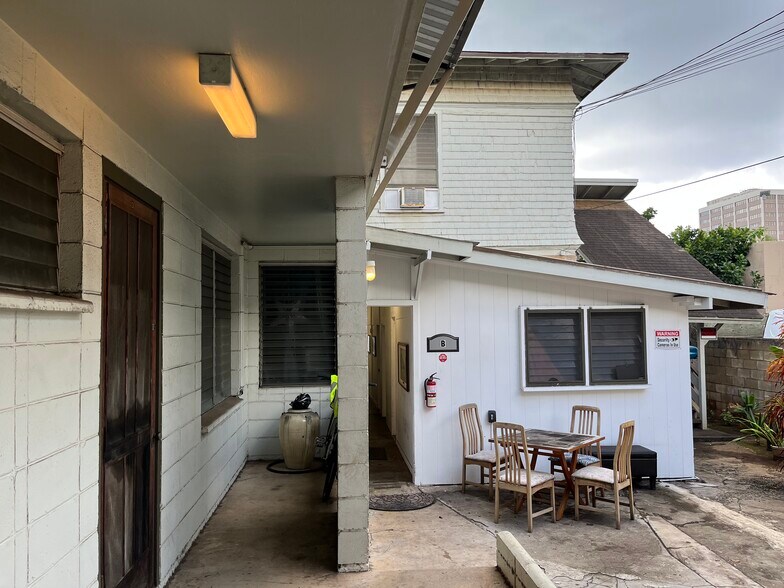 More Photos Of 1415 Kinau St, Honolulu Apartments For Sale