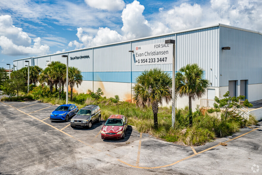 Primary Photo Of 1800 President Barack Obama Hwy, Riviera Beach Warehouse For Lease