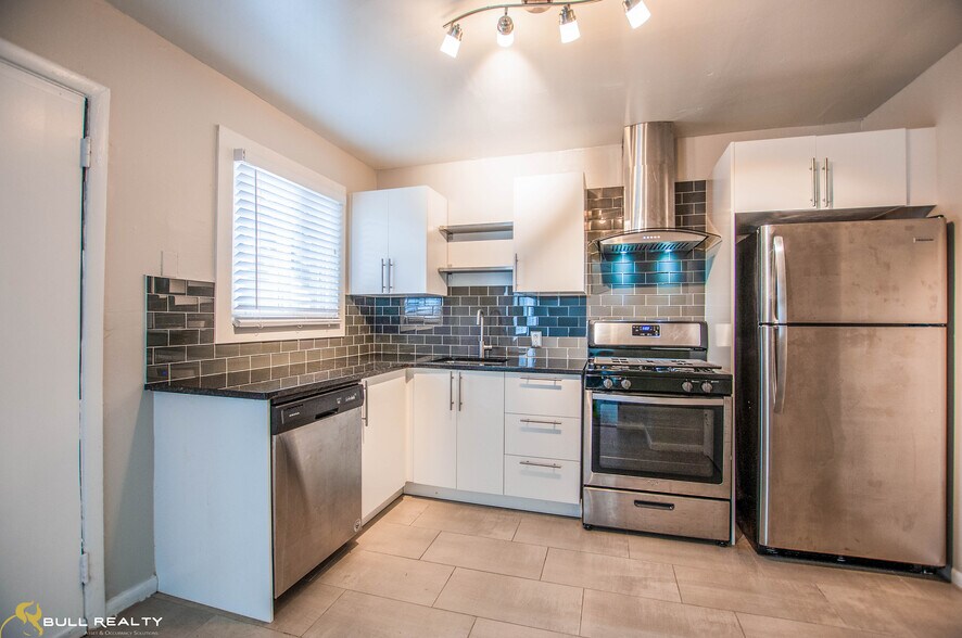 More Photos Of 1164 Alta Ave NE, Atlanta Apartments For Sale