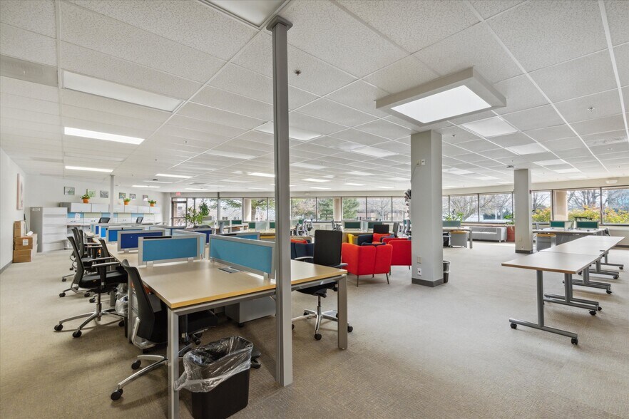 More Photos Of 1125 Berkshire Blvd, Wyomissing Office For Lease