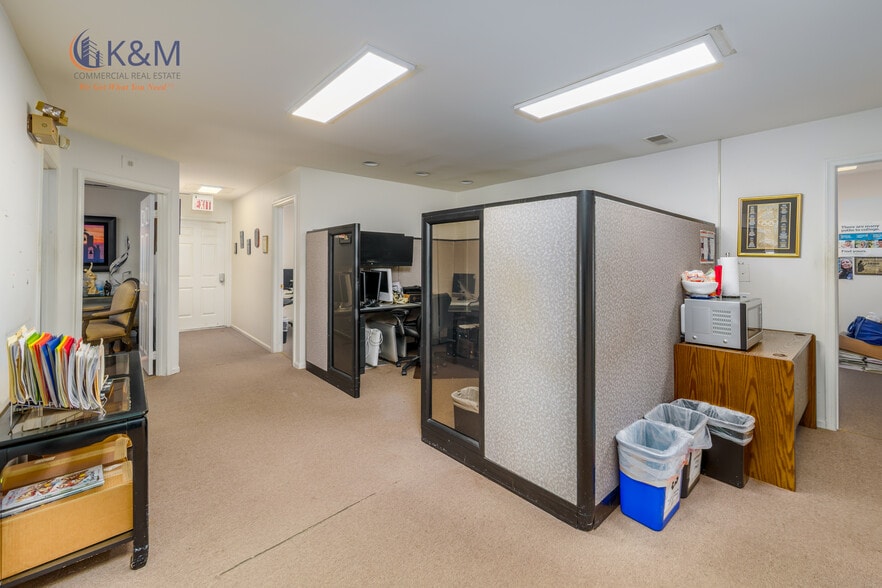 More Photos Of 10520 Warwick Ave, Fairfax Medical For Sale