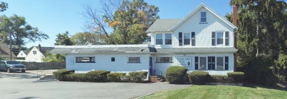 Primary Photo Of 370 Pompton Ave, Cedar Grove Veterinarian Kennel For Sale