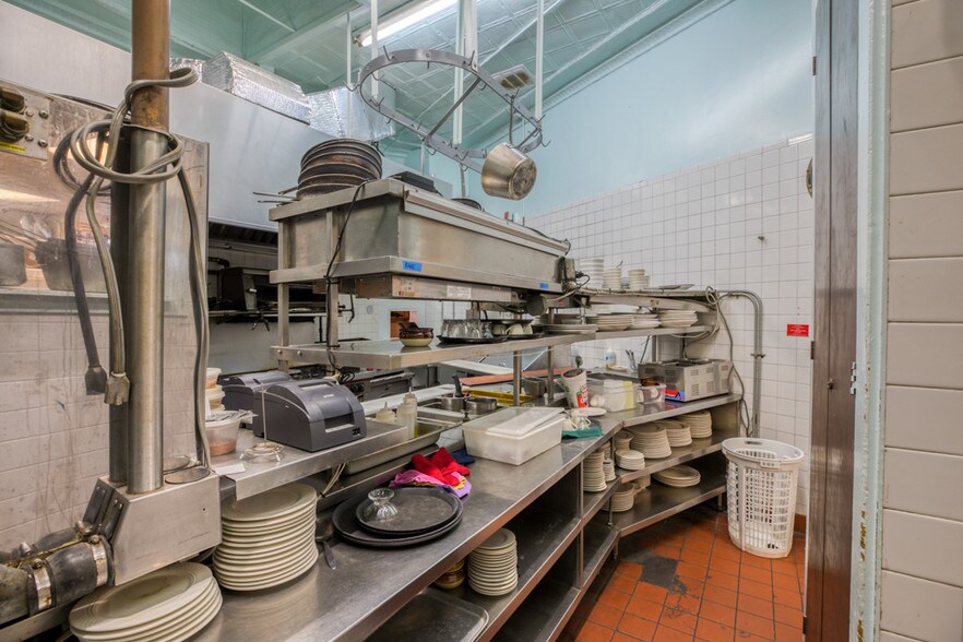 More Photos Of 1105 Main St, West Springfield Restaurant For Sale