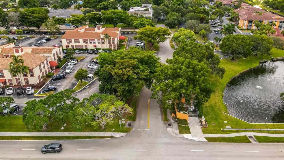 More Photos Of 7777 N University Dr, Tamarac Medical For Sale