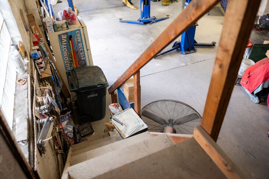 More Photos Of 8257 Frankford Ave, Philadelphia Auto Repair For Sale