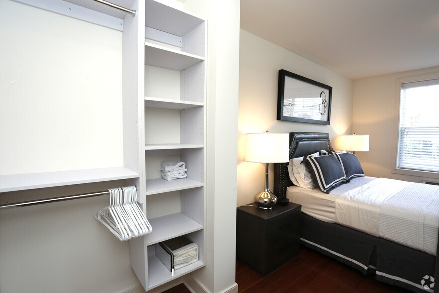 More Photos Of 200-202 Schley St, Garfield Apartments For Sale