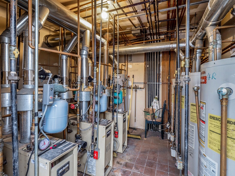 More Photos Of 739 Grand St, Brooklyn Apartments For Sale