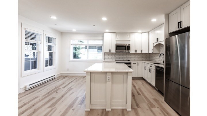 More Photos Of 245 N Glenwood St, Jackson Apartments For Sale