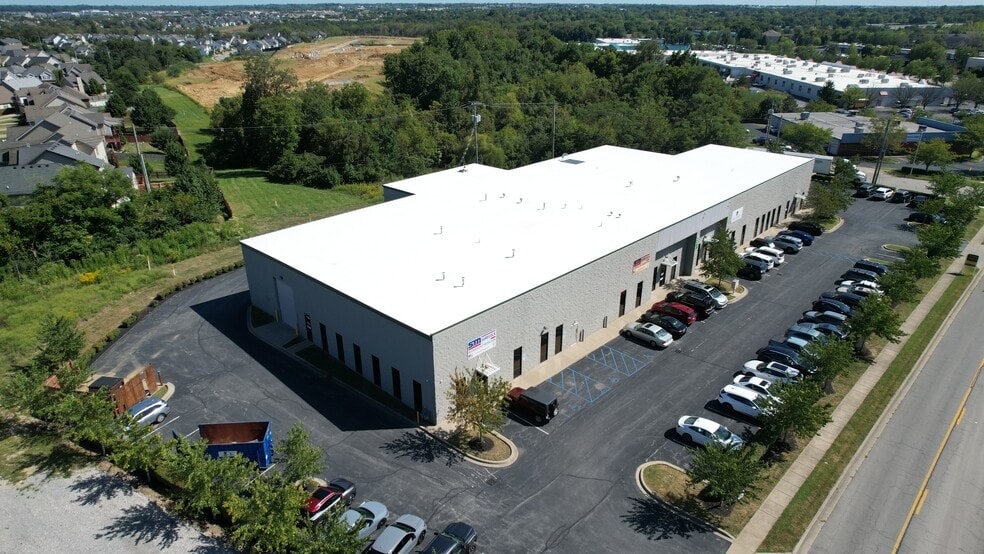 More Photos Of 2380 Fortune Dr, Lexington Light Manufacturing For Lease