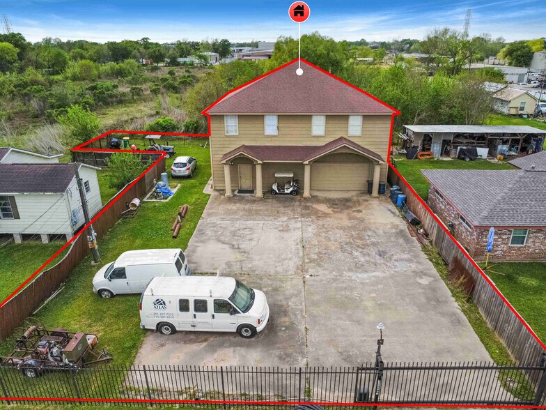 More Photos Of 13301 & 13309 Reeveston Road, Houston Land For Sale
