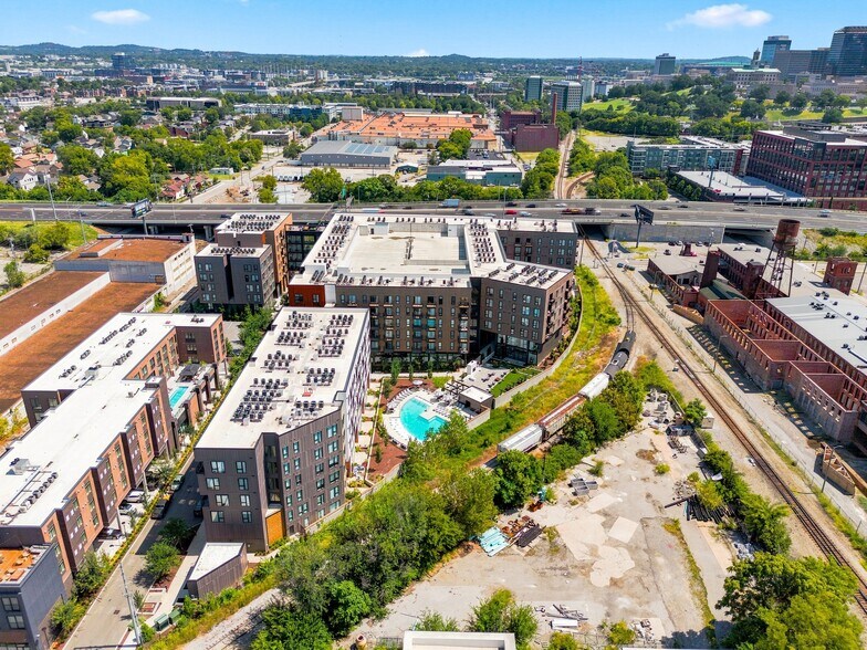 More Photos Of 801 12th Ave N, Nashville Apartments For Lease