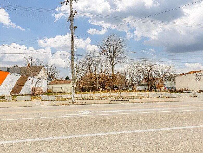 More Photos Of 13931 Lorain Ave, Cleveland Land For Sale