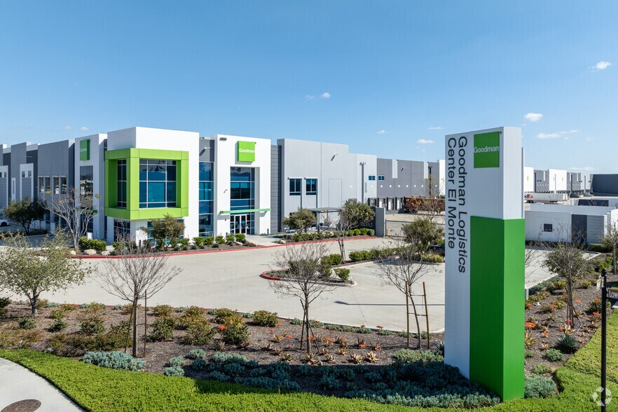 More Photos Of 4200-4250 Shirley Ave, El Monte Distribution For Lease