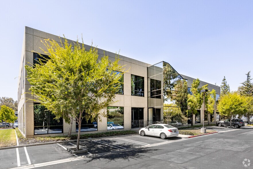 More Photos Of 1370 Valley Vista Dr, Diamond Bar Office For Lease