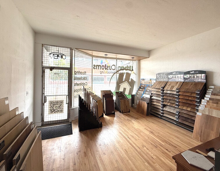 More Photos Of 1718-1726 E McDowell Rd, Phoenix Storefront For Lease