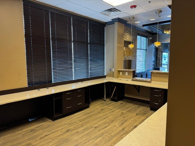 More Photos Of 508 W I 240 Service Rd, Oklahoma City Storefront For Lease