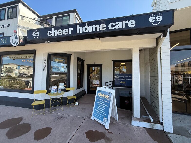 More Photos Of 5685-5693 La Jolla Blvd, La Jolla Apartments For Lease