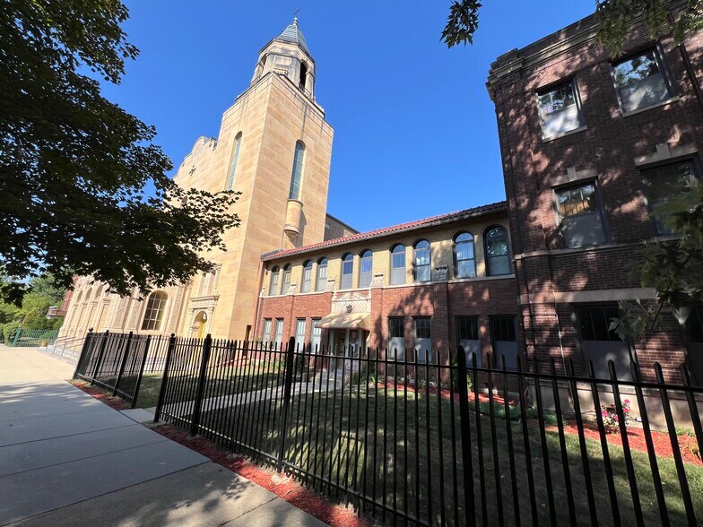 More Photos Of 5212 W Agatite Ave, Chicago Religious Facility For Sale