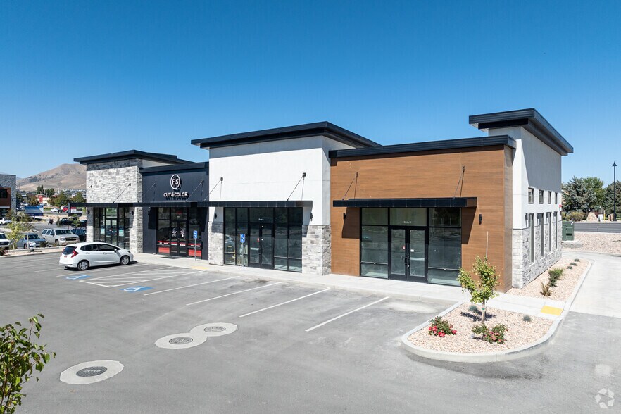 More Photos Of , Saratoga Springs General Retail For Sale