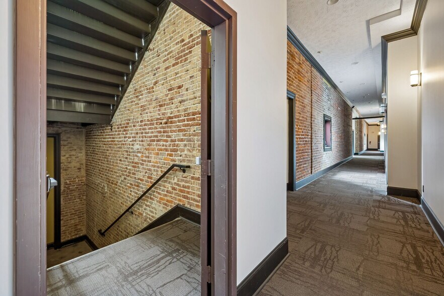 More Photos Of 217 E Deadrick St, Jackson Apartments For Sale