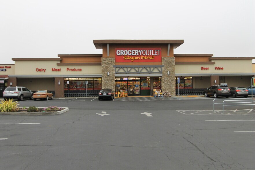 More Photos Of 1335-1643 W Imola Ave, Napa Unknown For Lease