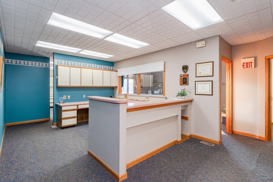 More Photos Of 1752 W High St, Piqua Medical For Sale