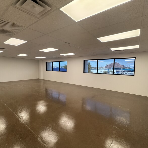 More Photos Of 4801 E McDowell Rd, Phoenix Medical For Sale