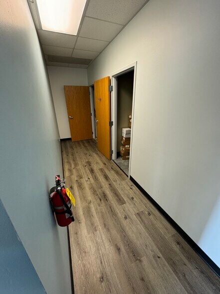 More Photos Of 3402 N Richmond St, Appleton Storefront Retail Office For Lease