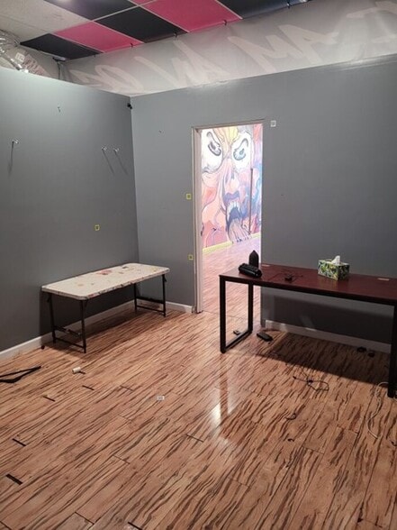 More Photos Of 690-700 E Mcnab Rd, Pompano Beach Freestanding For Lease