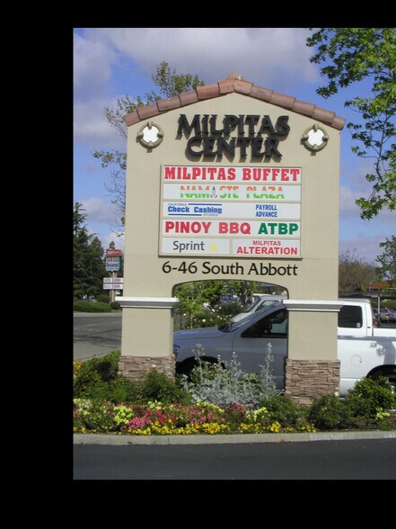 More Photos Of 301 W Calaveras Blvd, Milpitas Freestanding For Lease