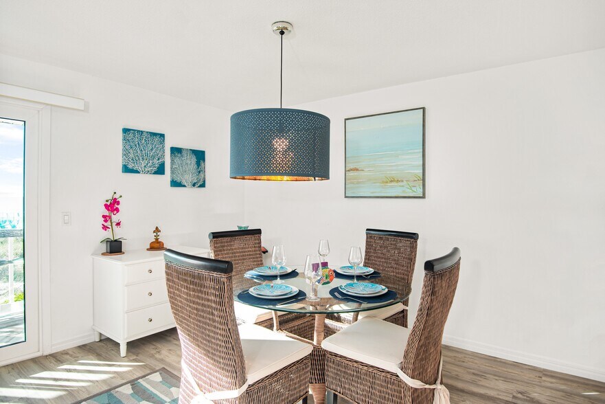 More Photos Of 217 Casey Key Rd, Nokomis Specialty For Sale