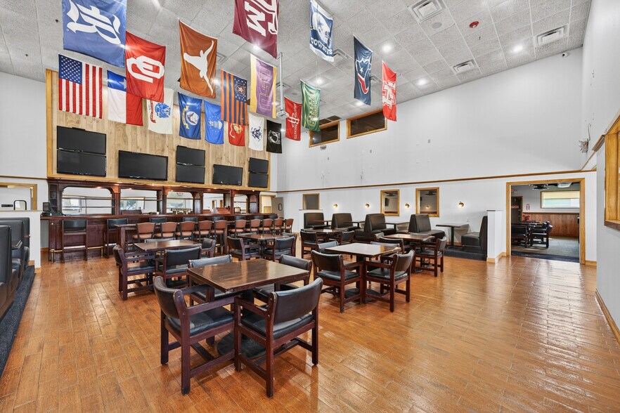 More Photos Of 1271 FM 518 Rd, League City Restaurant For Sale