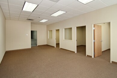 More Photos Of 14608 Felton Ct, Apple Valley Warehouse For Lease