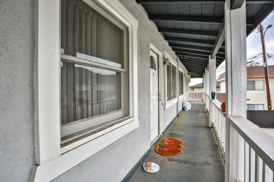 More Photos Of 310 W Mountain View Ave, Glendora Apartments For Sale