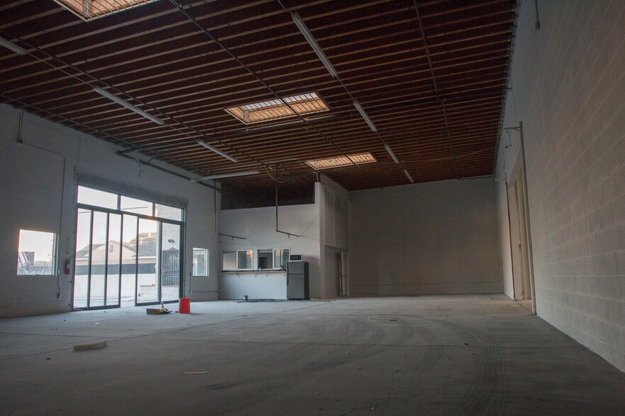 More Photos Of 2735 Tyler Ave, El Monte Warehouse For Lease