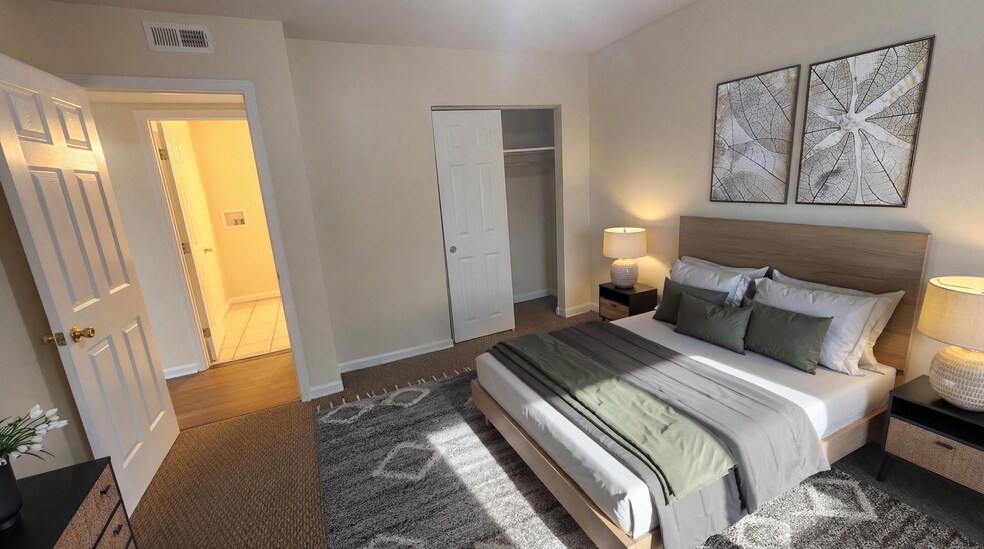 More Photos Of 7300-7310 Southside Dr, Louisville Apartments For Sale