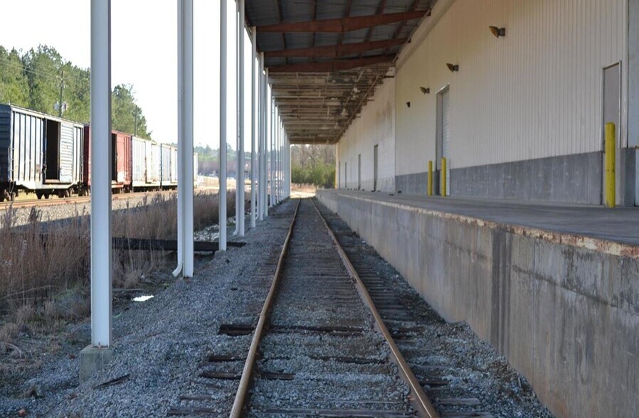More Photos Of 1210 Virginia Dr, Meridian Warehouse For Sale