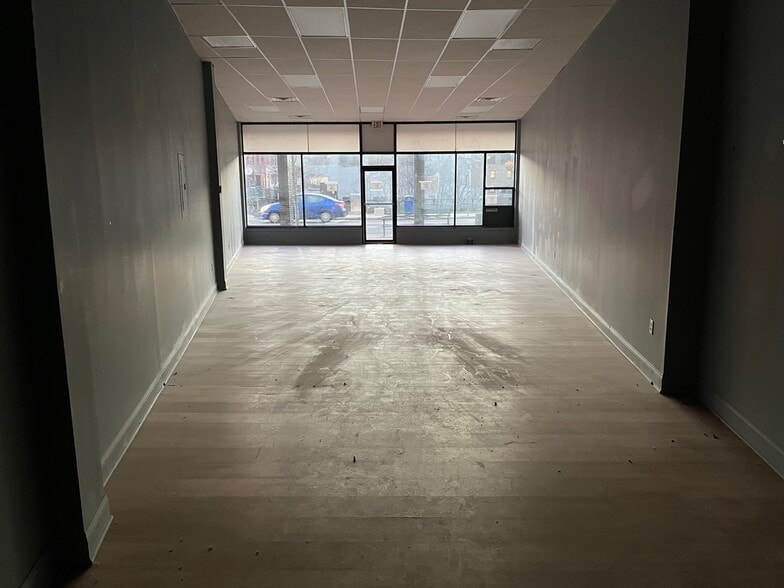 More Photos Of 14-26 Wall St, Norwalk Freestanding For Lease