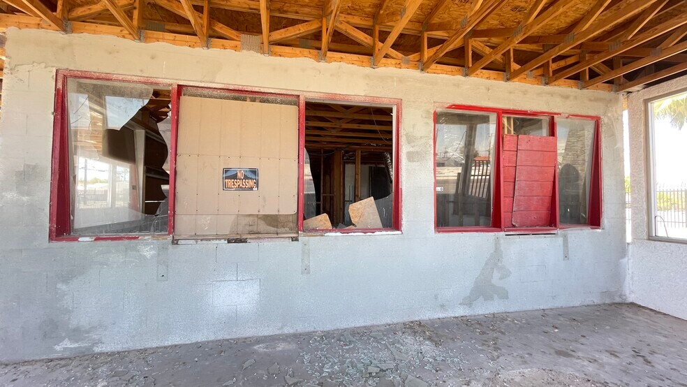 More Photos Of 701 W Broadway St, Needles Fast Food For Sale