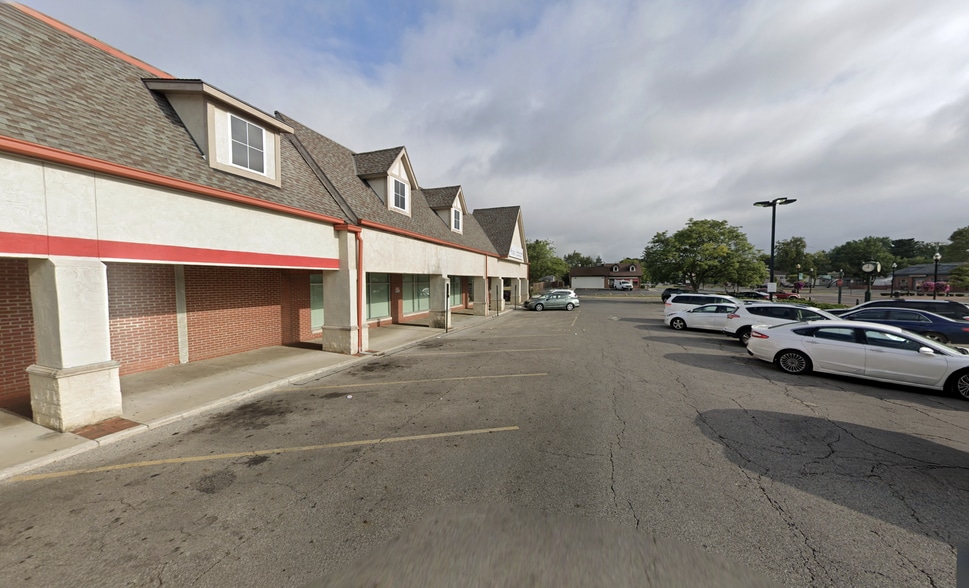 More Photos Of 573-583 S Yearling Rd, Whitehall Unknown For Lease