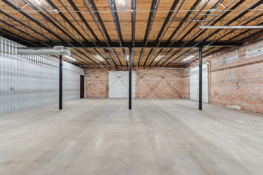 More Photos Of 1213 Crickets Ave, Lubbock Storefront For Lease