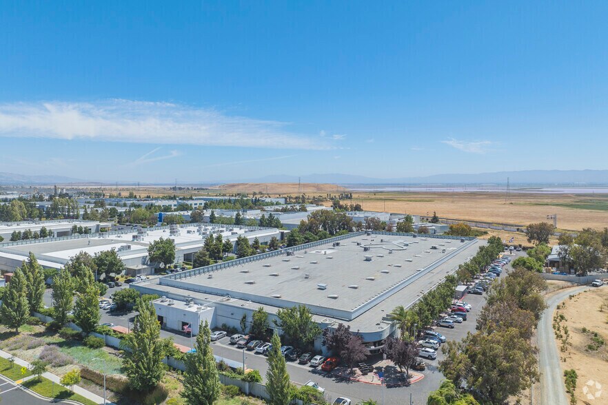 More Photos Of 39611 Eureka Dr, Fremont Unknown For Lease