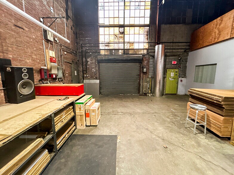 More Photos Of 80 Riverdale Ave, Greenwich Warehouse For Sale