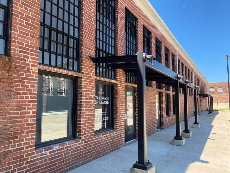 More Photos Of Intersection Of Silverbrook Rd & White Spruce Way, Lorton Supermarket For Lease